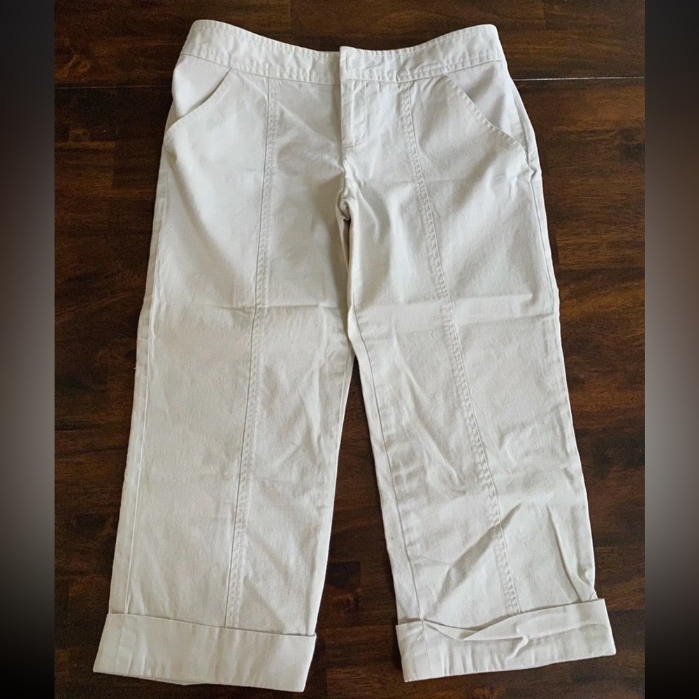 LAUNDRY by Shelli Segal Crop Khaki Straight Leg Capri Pants 6